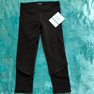 Athleta Girls Crop Leggings Size M - New!!